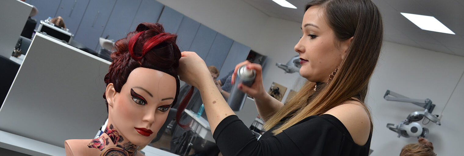 Friseurmeister | Meisterkurs | Bildungszentrum Würzburg