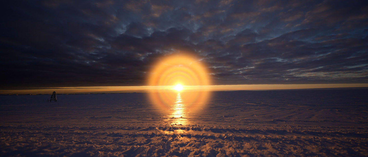 Sonnenaufgang in der Antarktis