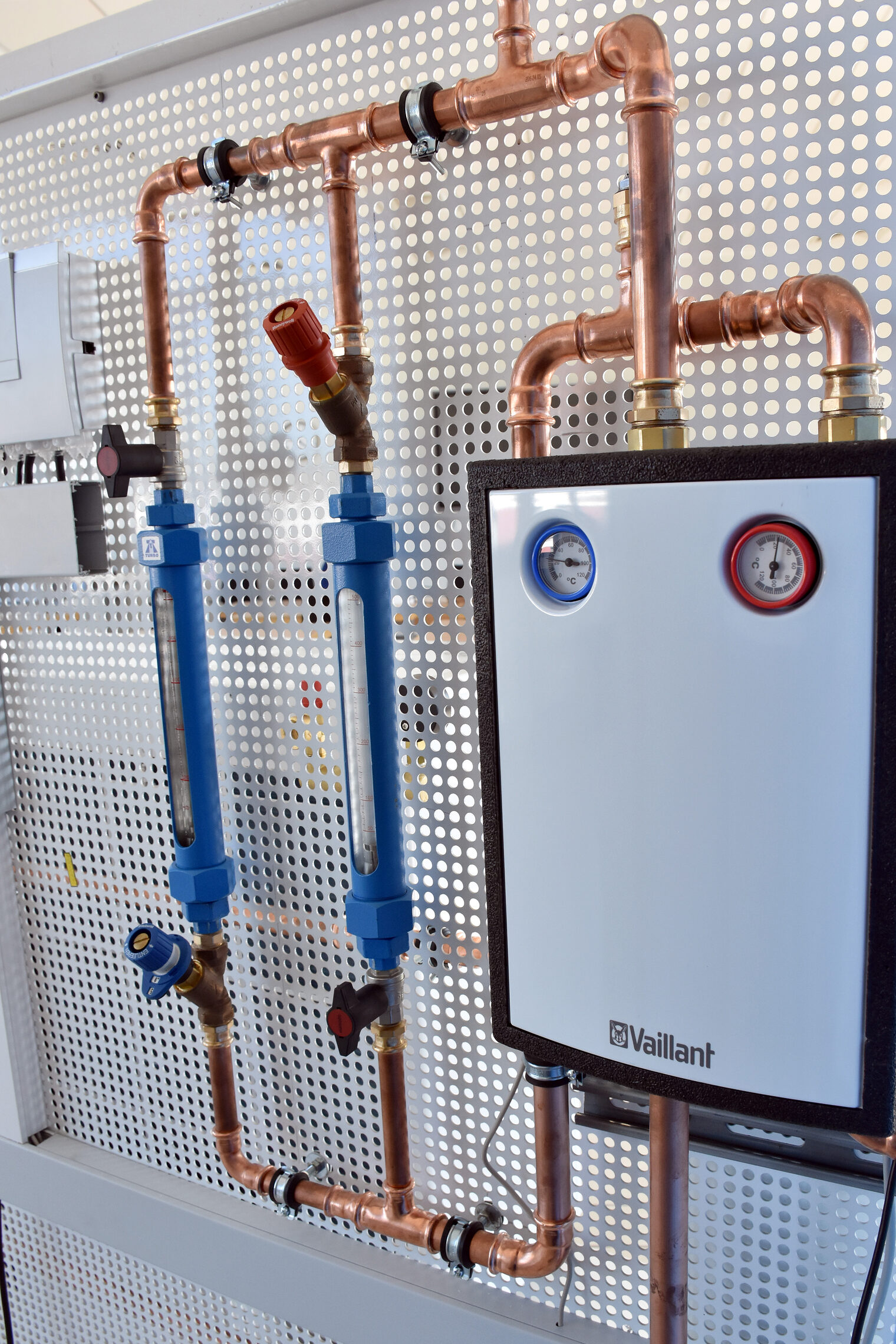 Ansicht Rückseite Wärmepumpe