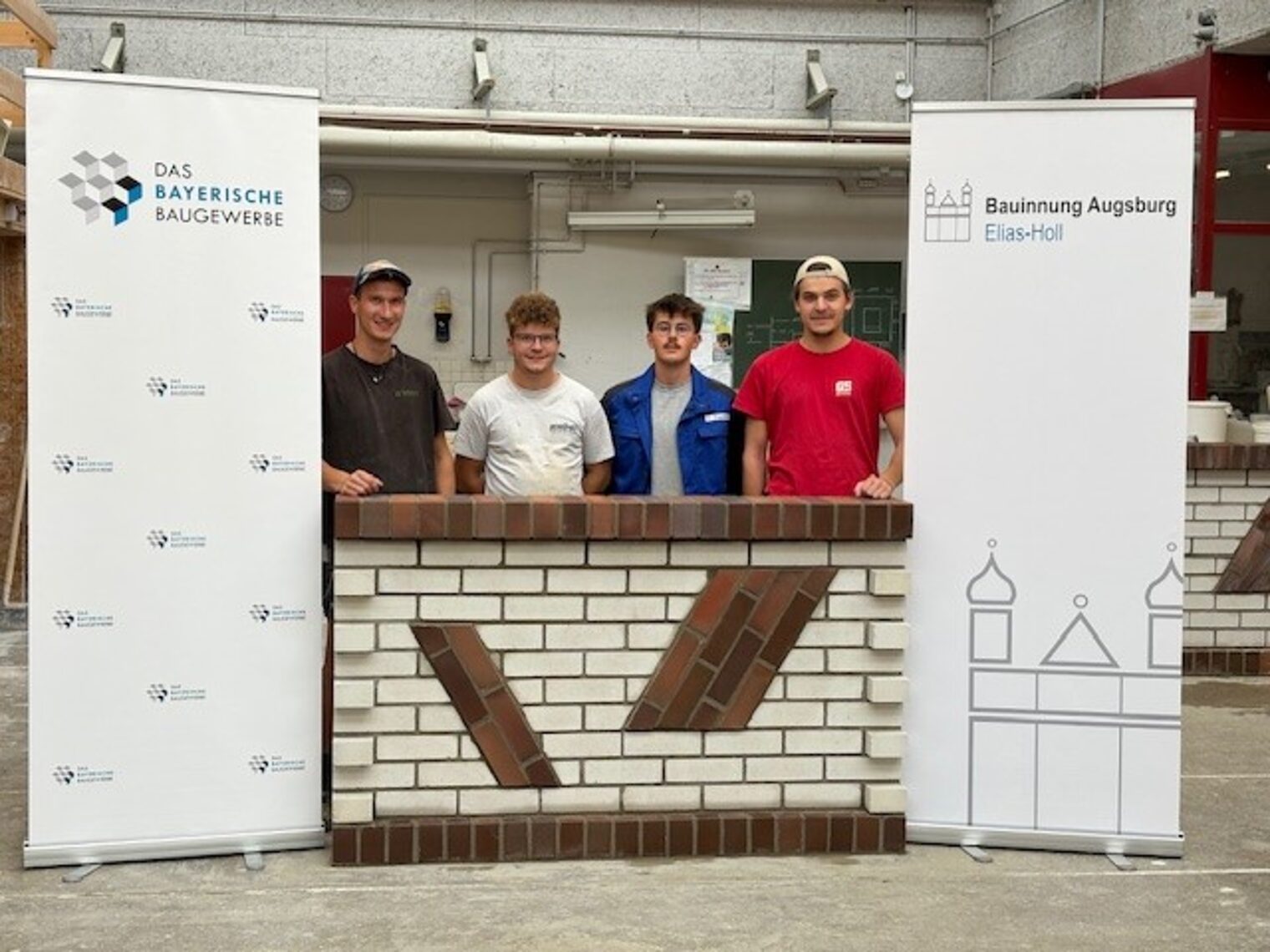 Gruppenfoto von Maurern