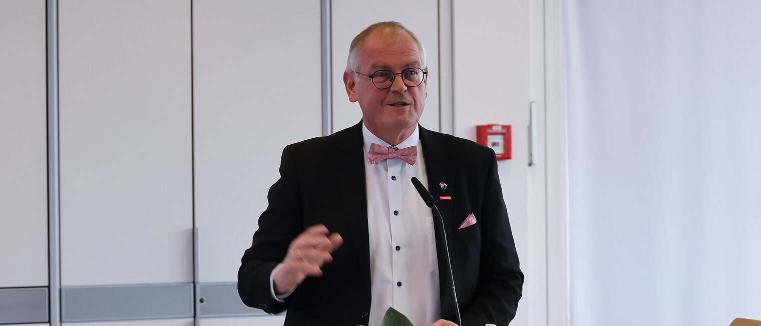 Ludwig Paul beim ersten Handwerkerforum.