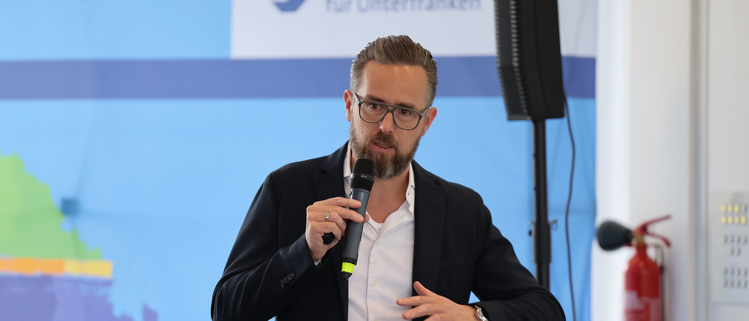 Thomas Faber, Metzgermeister, bei seiner Rede beim Handwerkerforum der Handwerkskammer für Unterfranken
