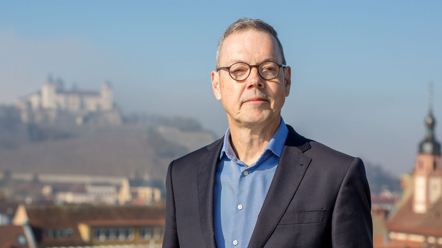 Porträtfoto Prof. Bofinger