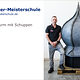 Portrait Joachim Vey mit seinem Spengler-Meisterstück