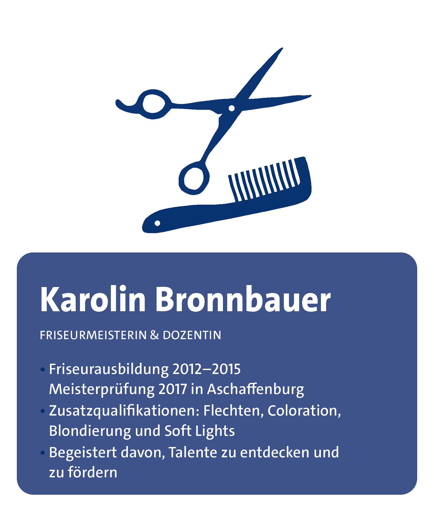 Dozentin Karolin Bronnbauer demonstriert Flecht- und Blondiertechniken im Meisterkurs Friseur/in in Aschaffenburg